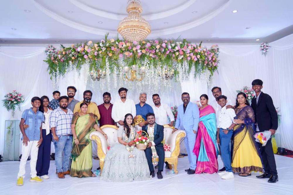 siren-movie-director-anthony-bhagyaraj-wedding-engagement-photos